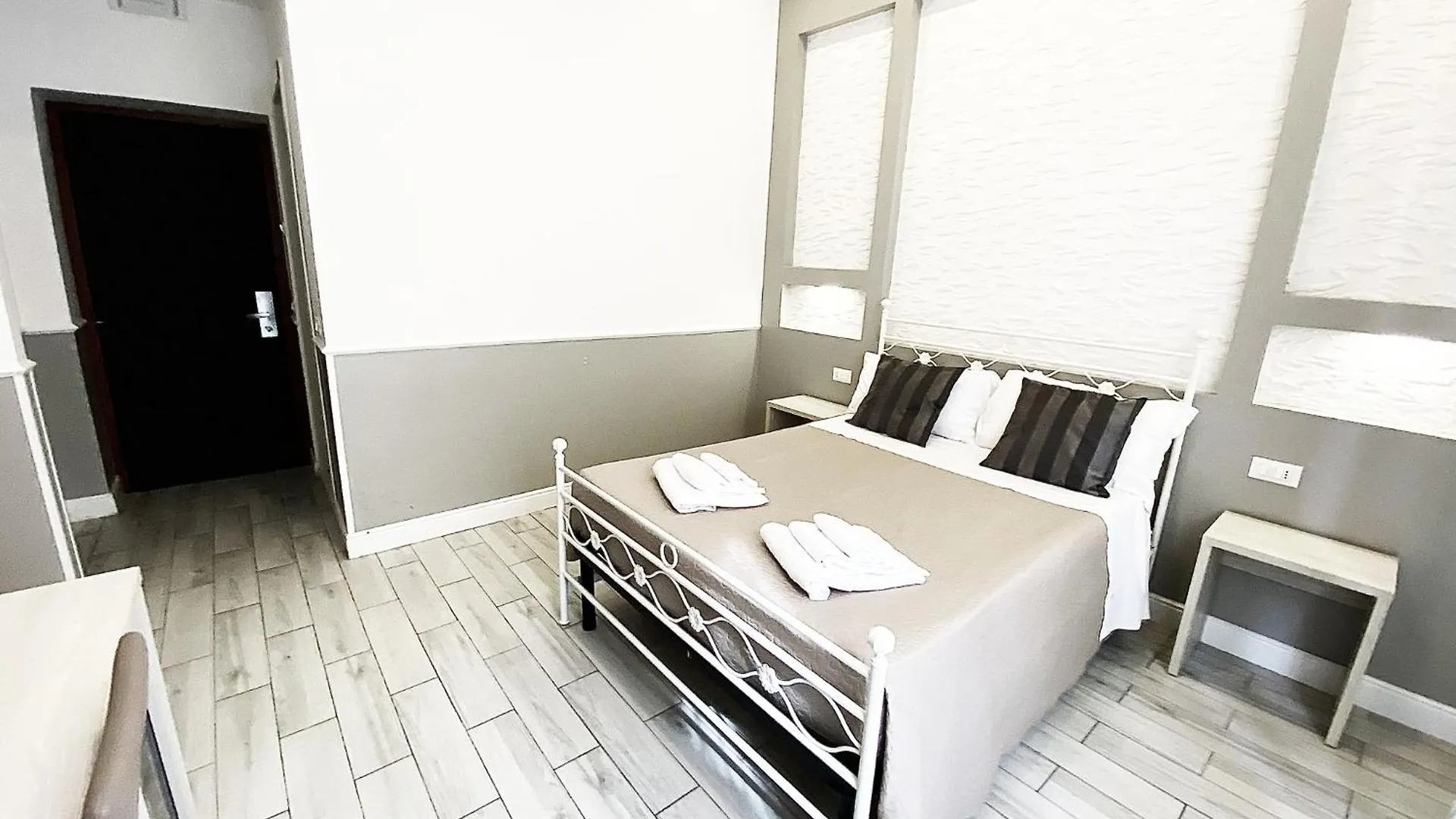 Legends Hostel Rome