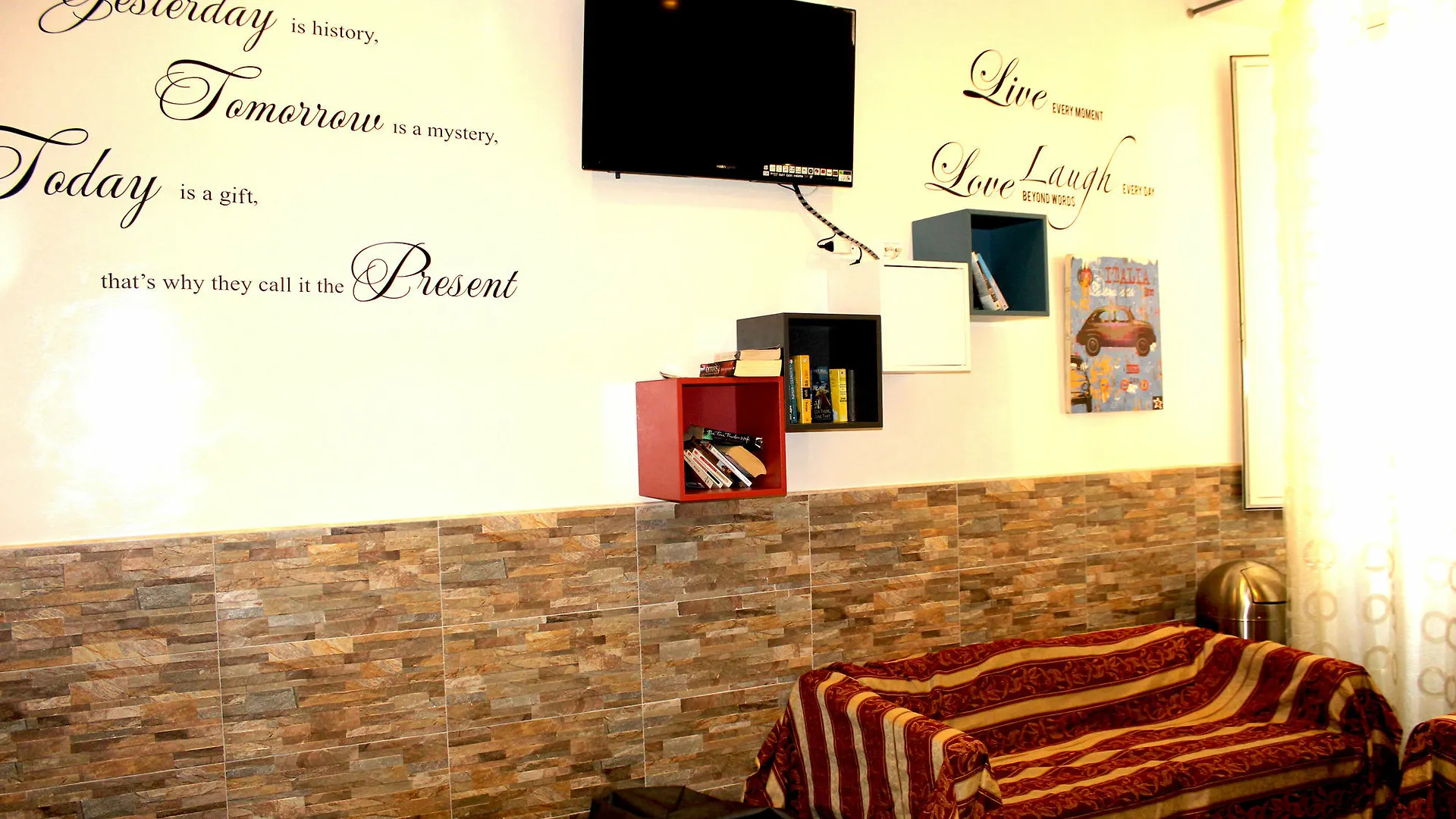 Legends Hostel Rome